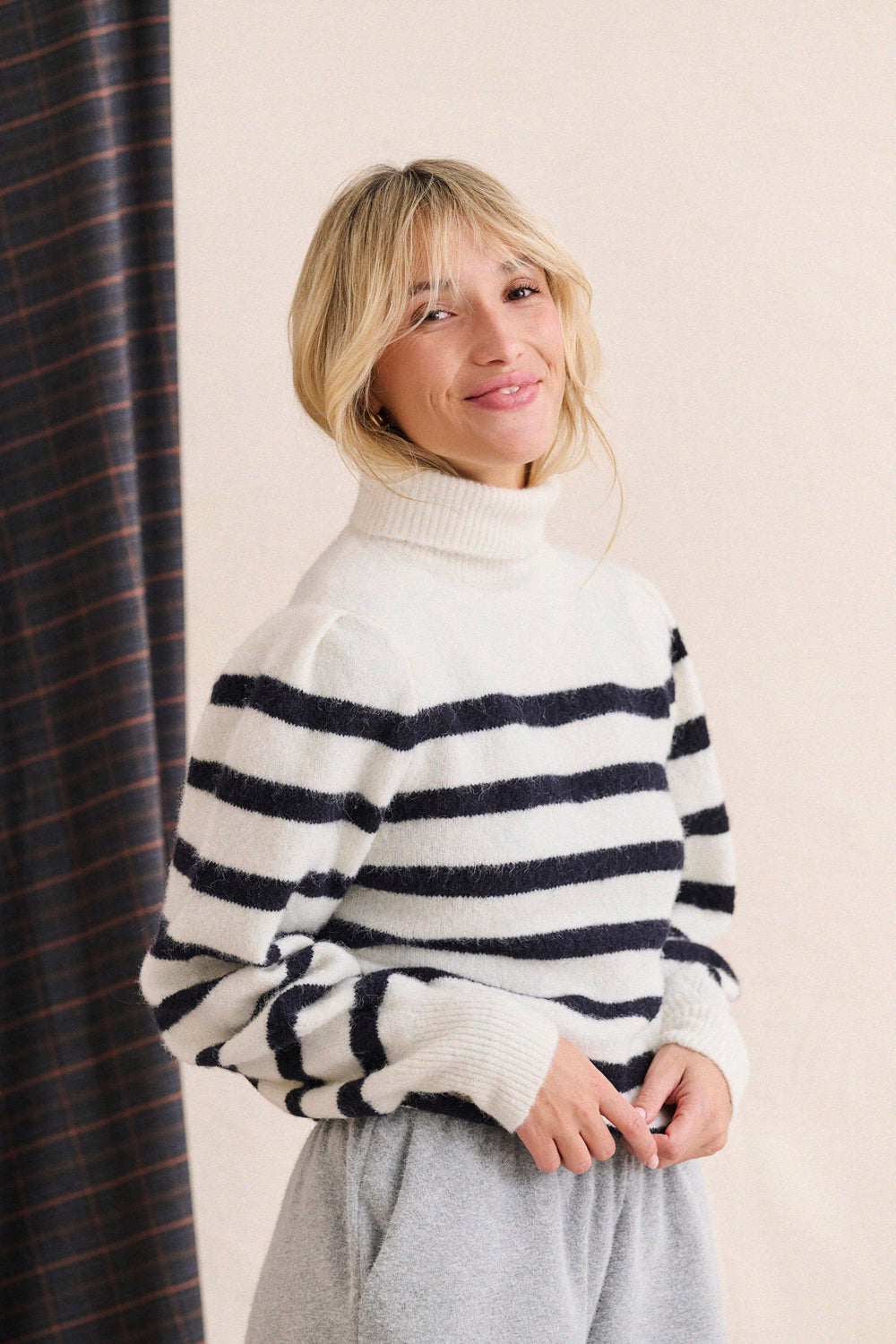 Pull Malory - Blanc Raye Noir