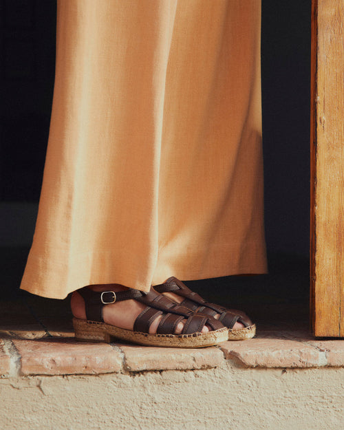 Oscuro Brown Sativa Espadrilles
