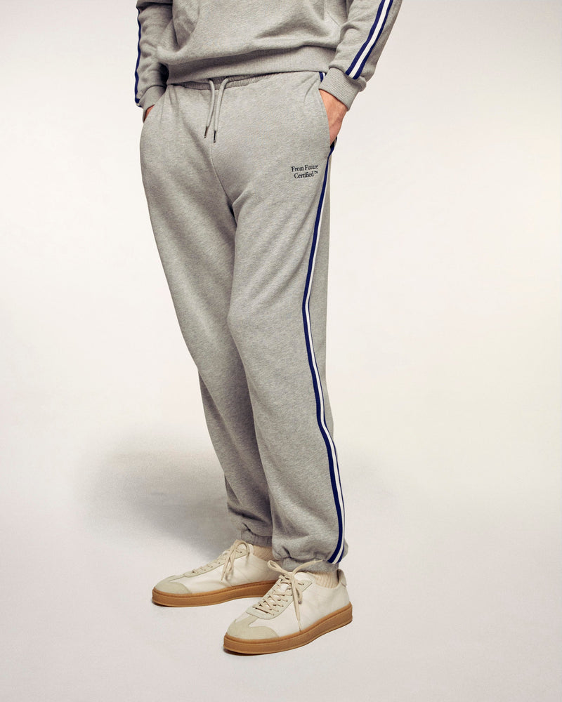 Jogging Large À Bandes Et Broderies