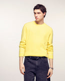 #label: Arnau mesure 1,87m et porte une taille M