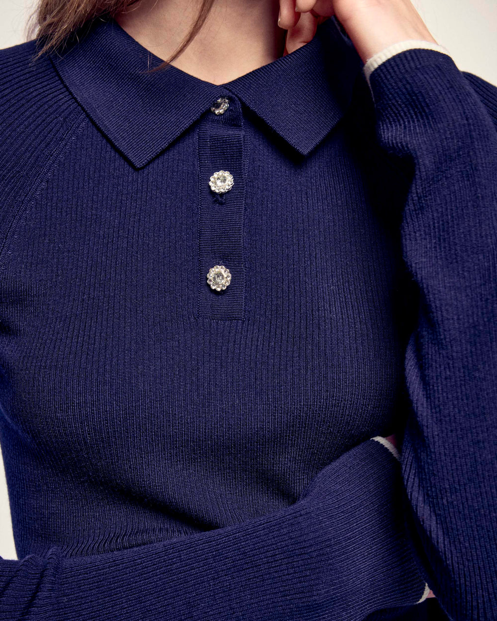 Jersey con cuello tipo polo y botones fantasía