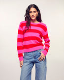 #label: Aya mesure 1,74m et porte une taille S