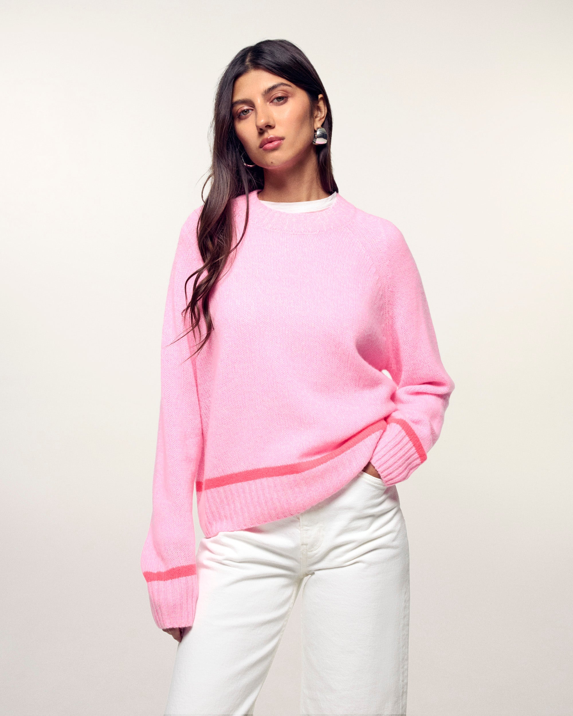 #label: Aida mesure 1,75m et porte une taille S