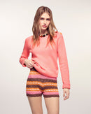 #label: Selaa mesure 1,73m et porte une taille S