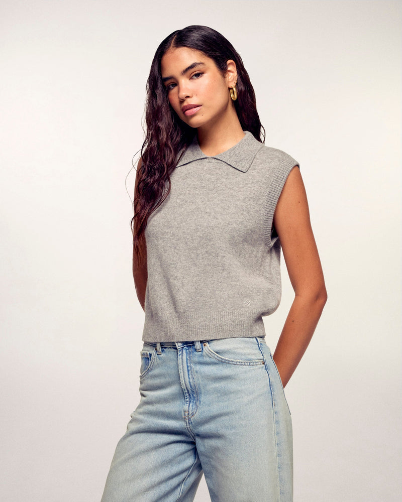 #label: Andrea mesure 1,80m et porte une taille S