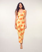 #label: Aya mesure 1,74m et porte une taille S