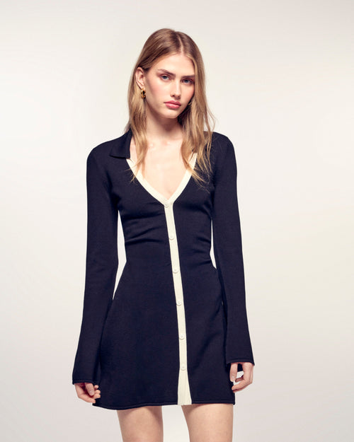 #label: Selaa mesure 1,73m et porte une taille S