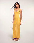 #label: Andrea mesure 1,80m et porte une taille S
