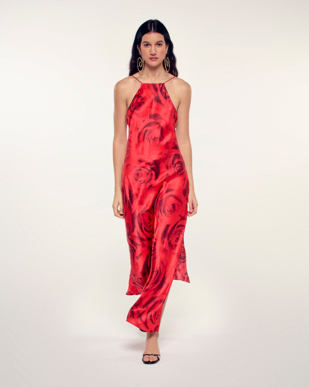 Vestido largo con tirantes sin espalda
