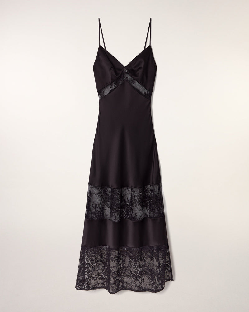 Robe Longue Bretelles À Découpes Dentelle