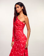 #label: Andrea mesure 1,80m et porte une taille S