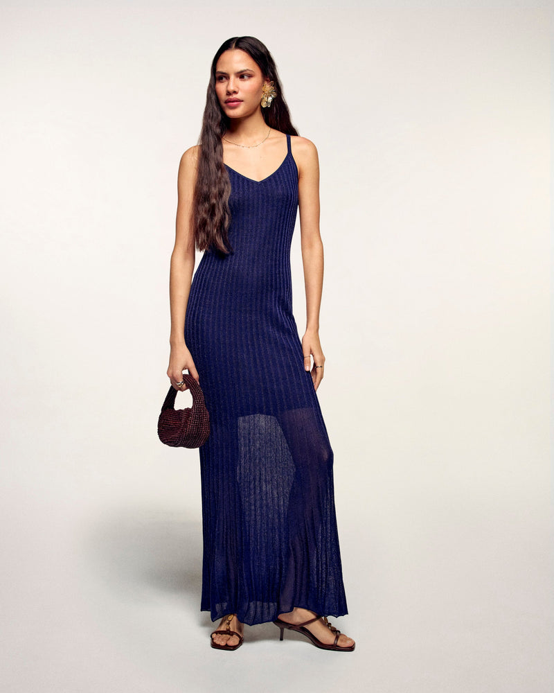 #label: Wilmari mesure 1,73m et porte une taille S