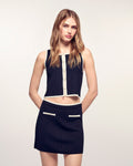 #label: Aya is 1.74m tall and wears a size S