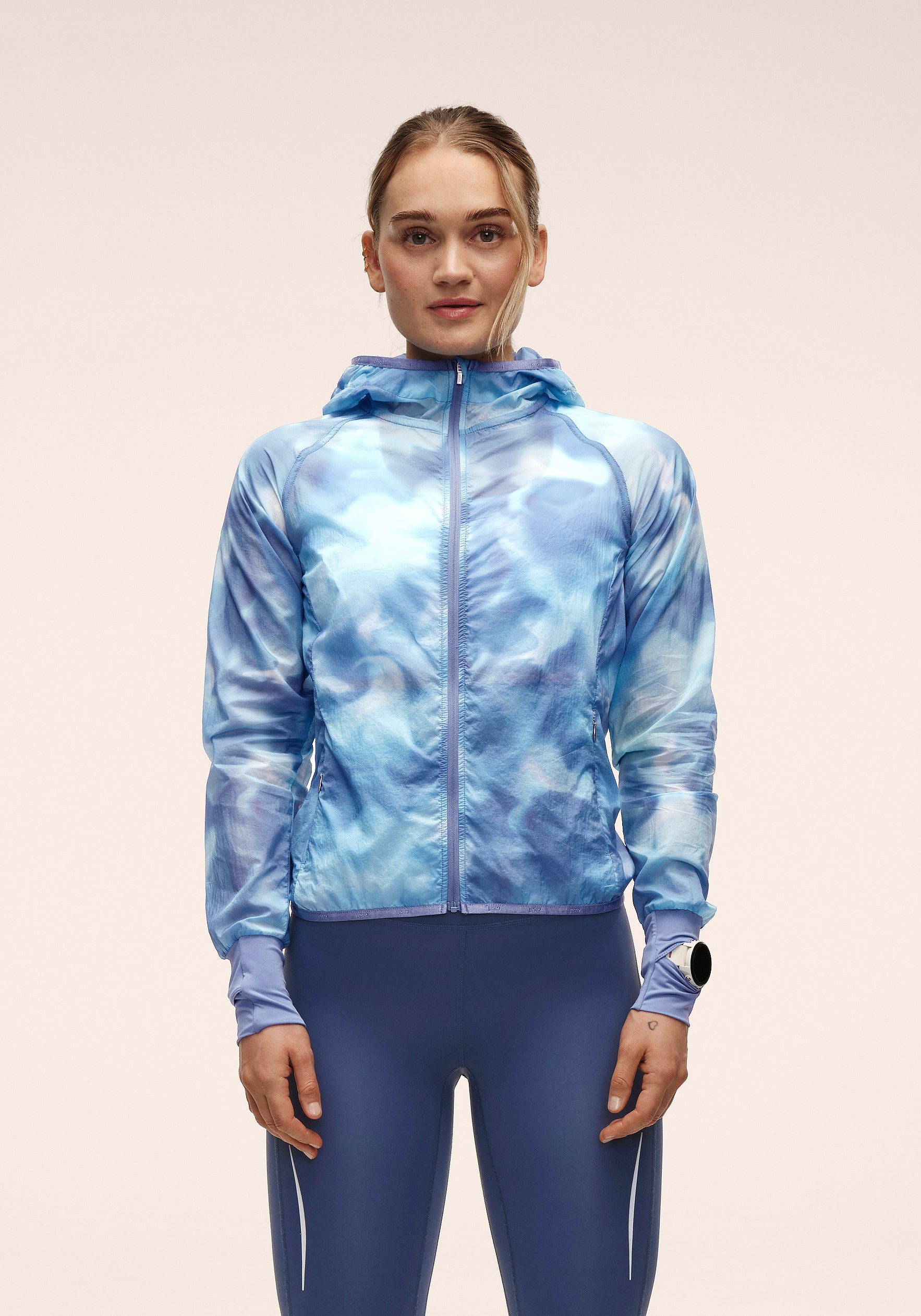 Breeze Printed Running Jacket - Breeze Blue Shadow