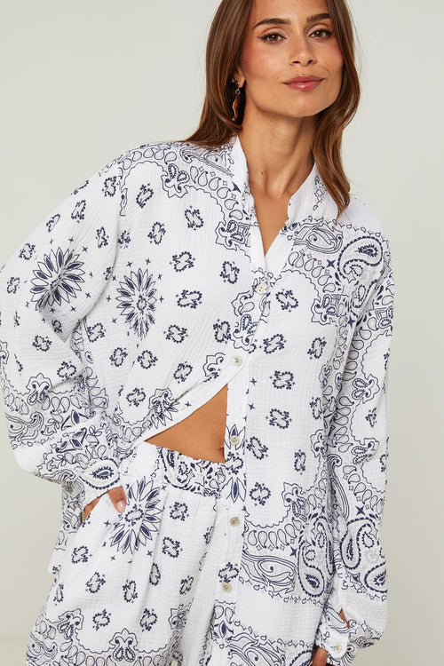 Conjunto de camisa y pantalones cortos - Blanco