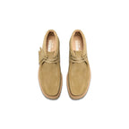 Wallabee Scout - Dark Sand Suede - Mujer