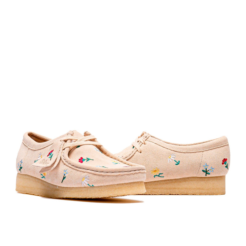 Clarks Originals Wallabee Taupe Embroidery
