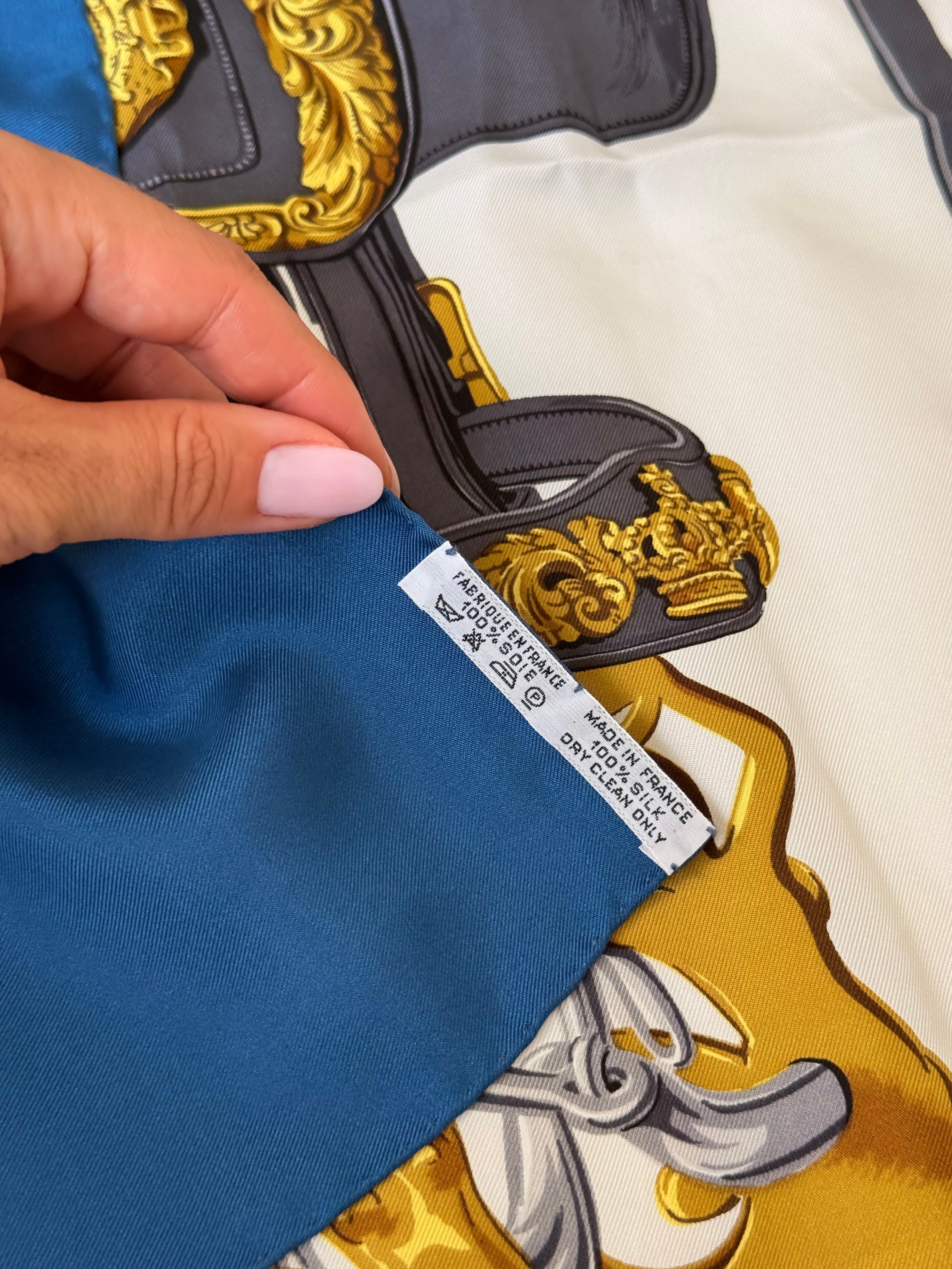 Foulard Hermès – Modèle Brides De Gala