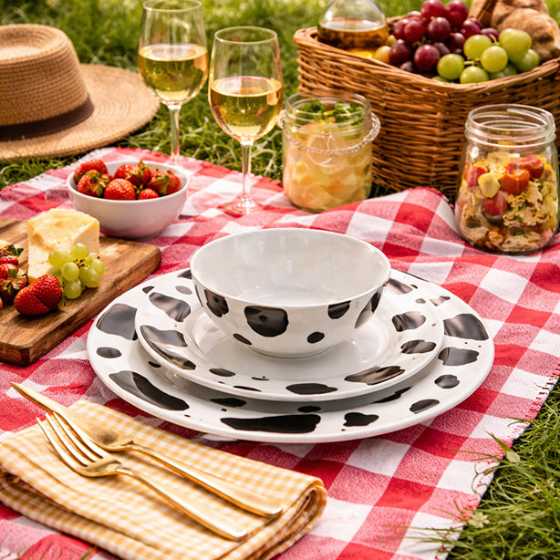 Dinnerware Set - Cow - 36 Pieces - Porcelain