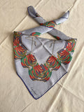 Bufanda Cartier – Estampados de plumas y cisnes multicolores