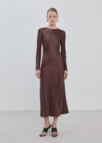 Robe Longue Évasée