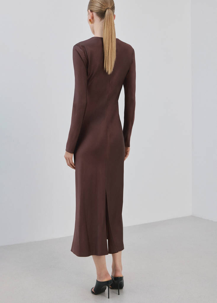 Robe Longue Évasée