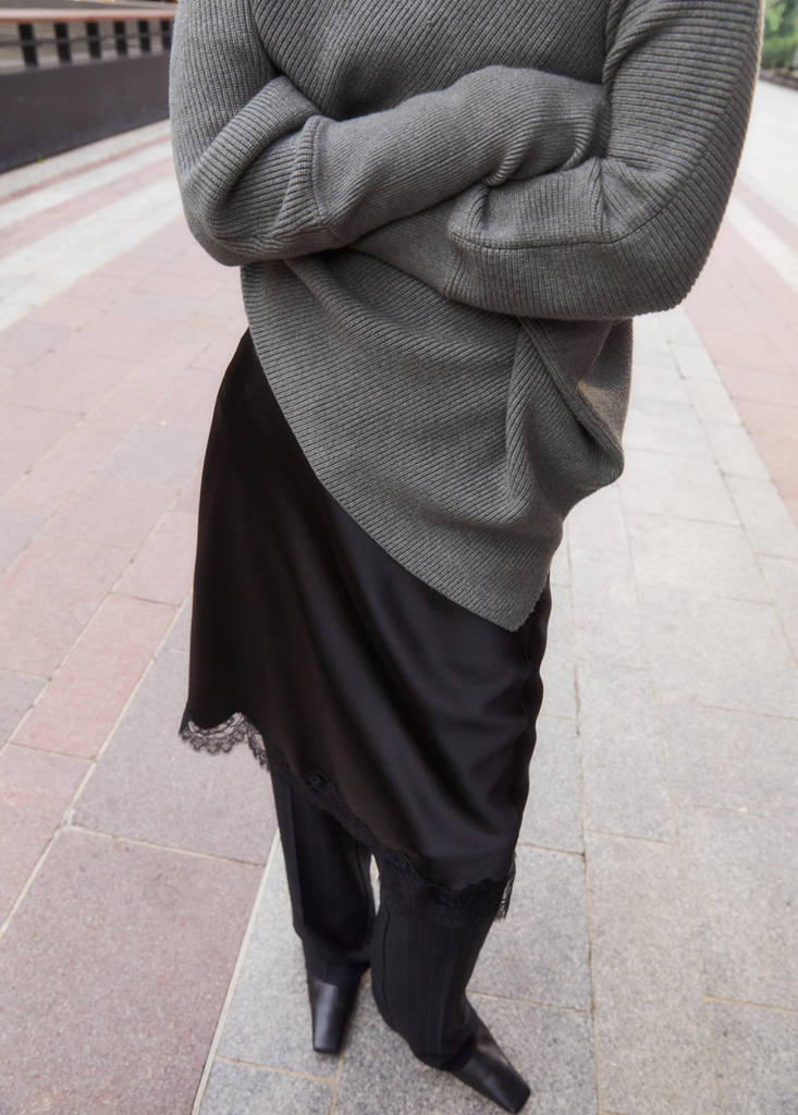 Pull Asymétrique Col Roulé