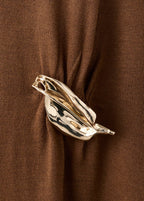 Robe Maille Col Montant Broche