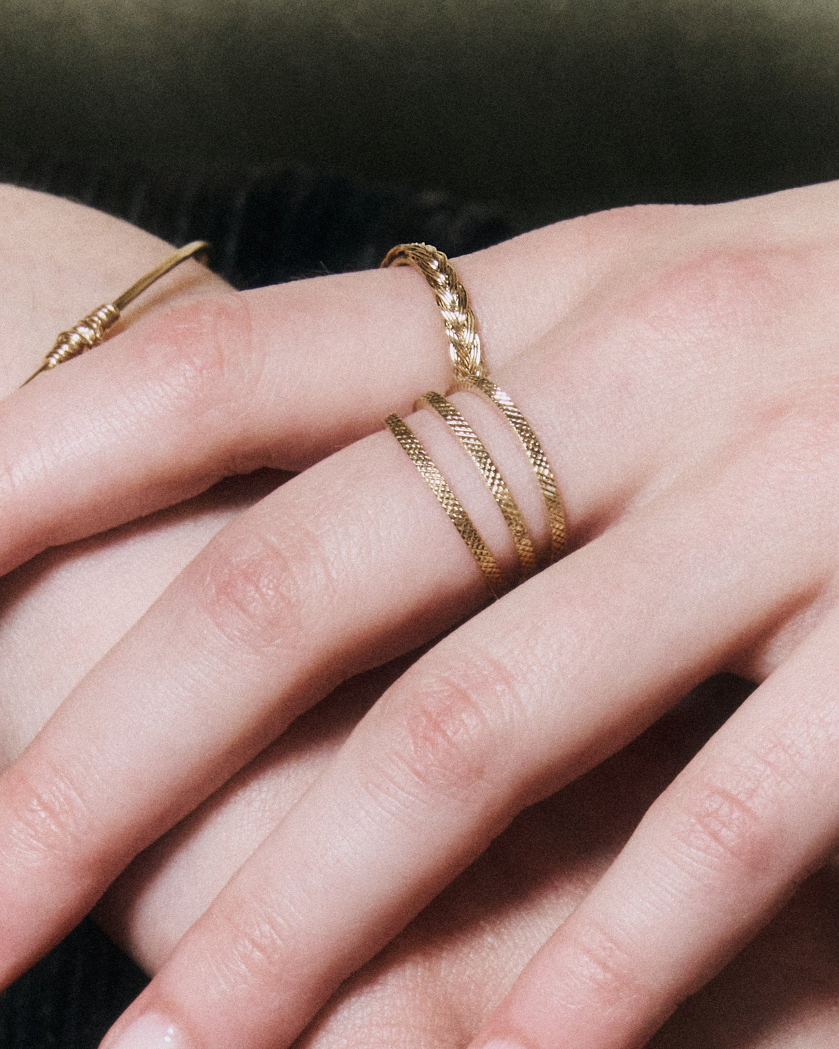 Anillo Harlow