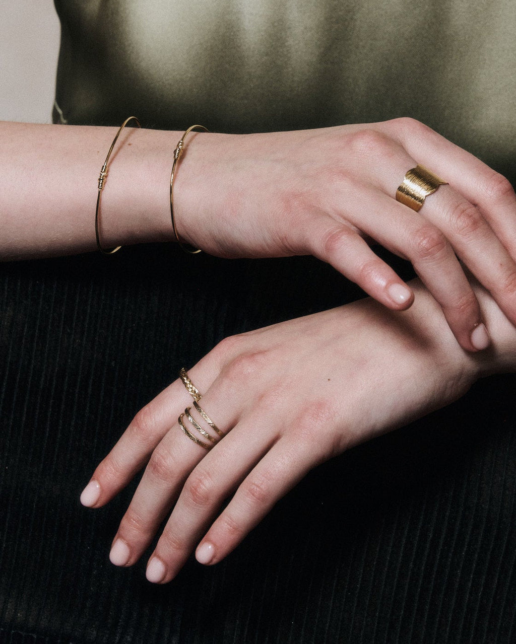 Anillo Harlow