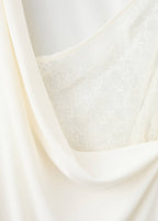 Robe En Dentelle Avec Dos Ouvert