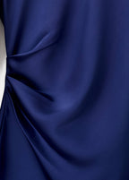 Robe En Satin Détail Pinces