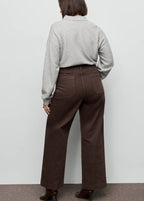 Jeans Anchos Con Bolsillos