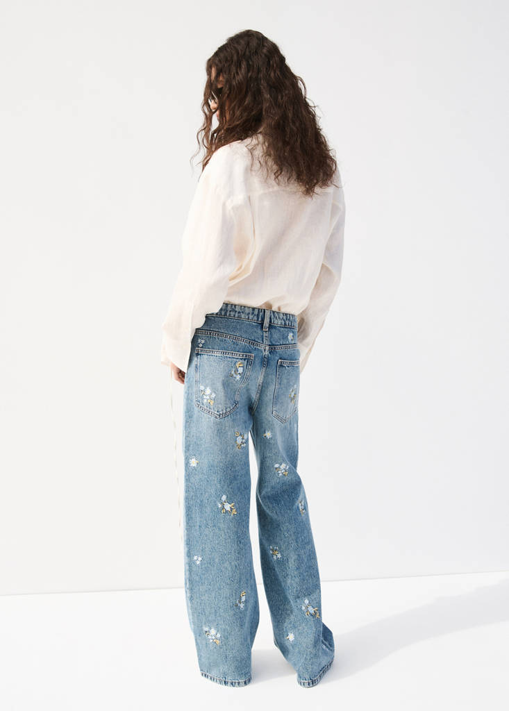 Jean Droit Broderie À Fleurs