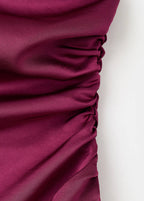 Robe Asymétrique Satinée Avec Fronce Latérale