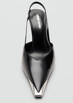 Scarpe con tacco in pelle con punta metallica