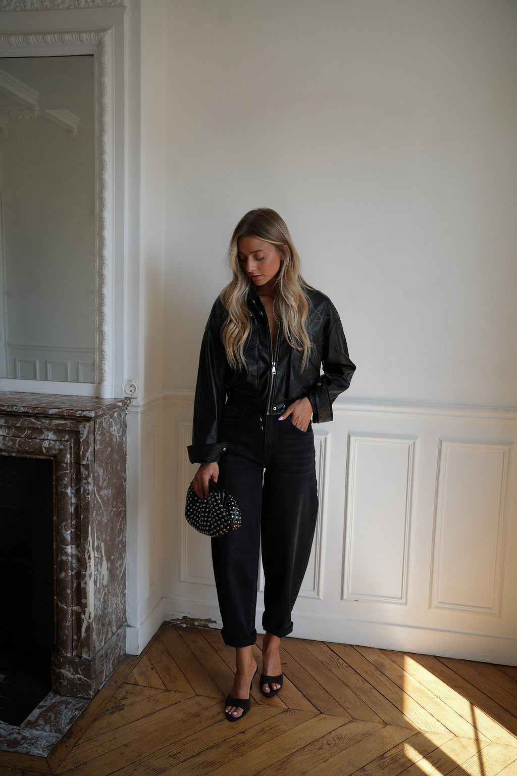 Bolso Con Tachuelas Mark - Negro