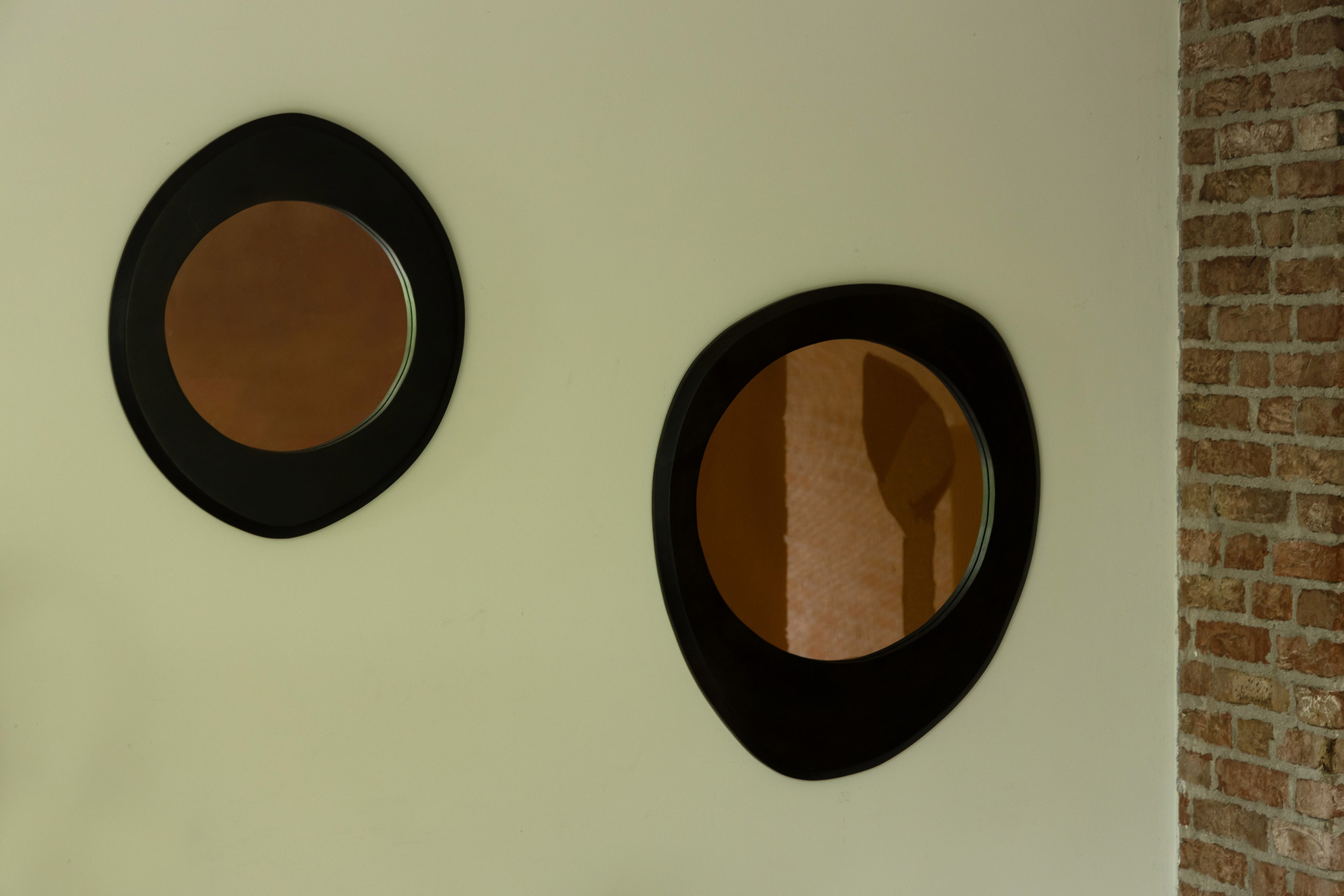 Aren S - Mirror - Mango wood - Black