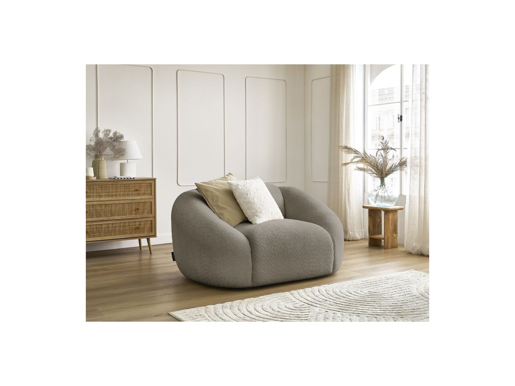 Armchair - Tina - Bouclé Fabric