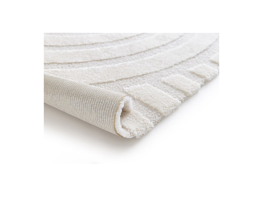Shylo - Low-Pile Rug - Geometric Pattern - Beige