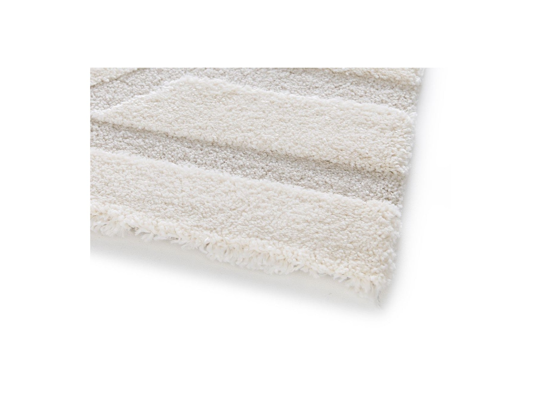 Shylo - Low-Pile Rug - Geometric Pattern - Beige