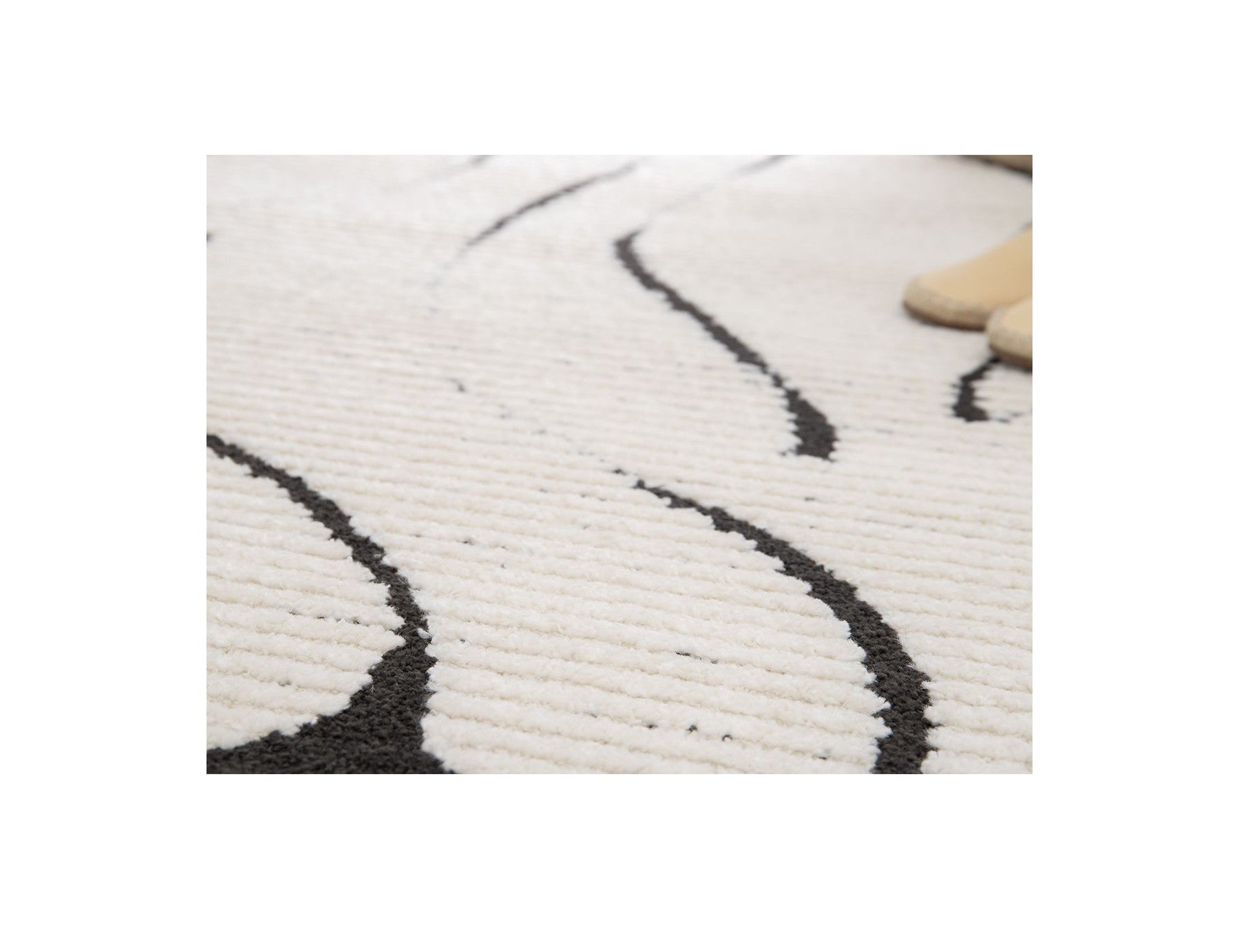 Low-Pile Rug - Cosmara - Abstract Pattern - Beige