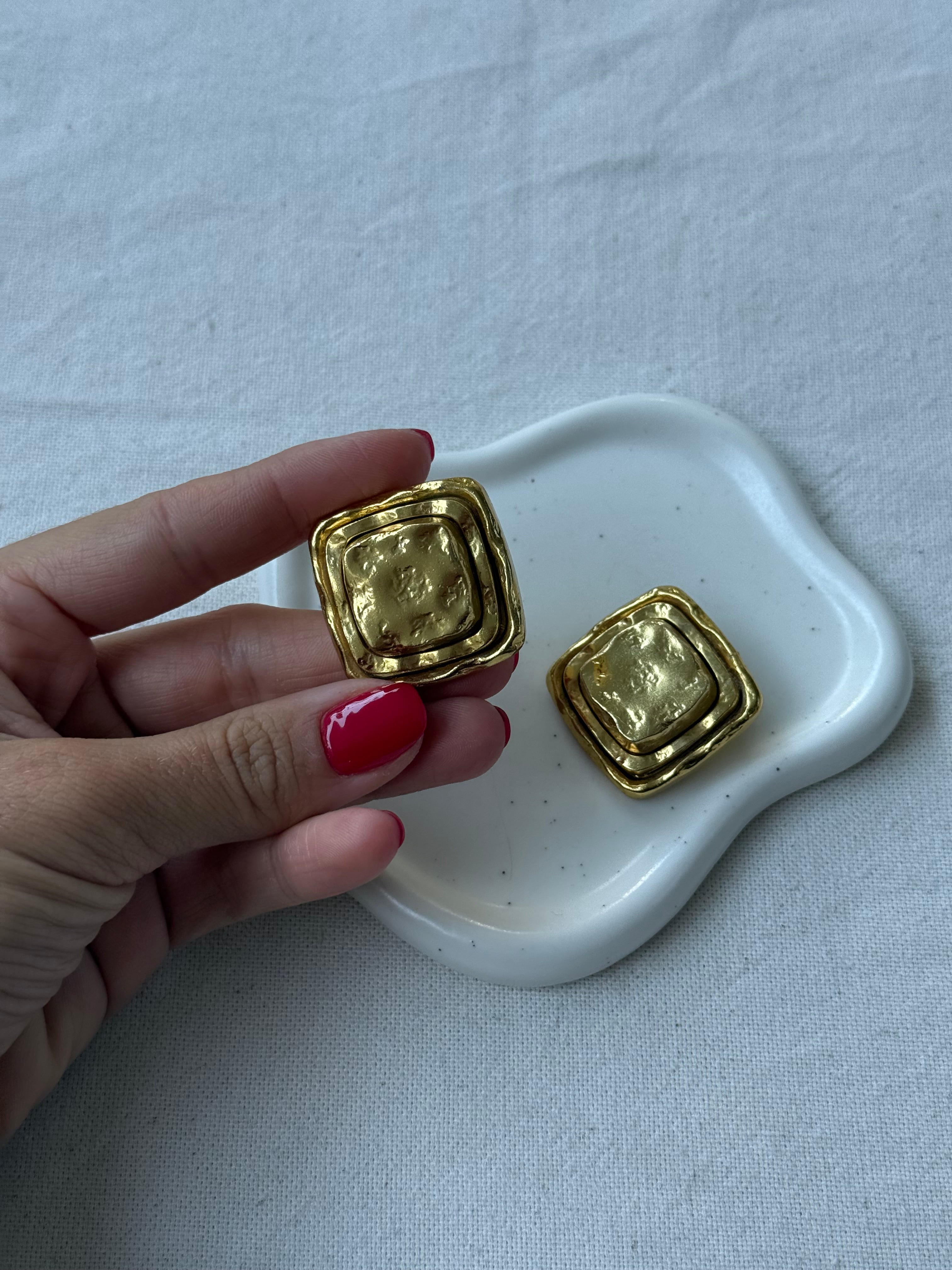 Boucles D’Oreilles Vintage - Carrées Volumineuses