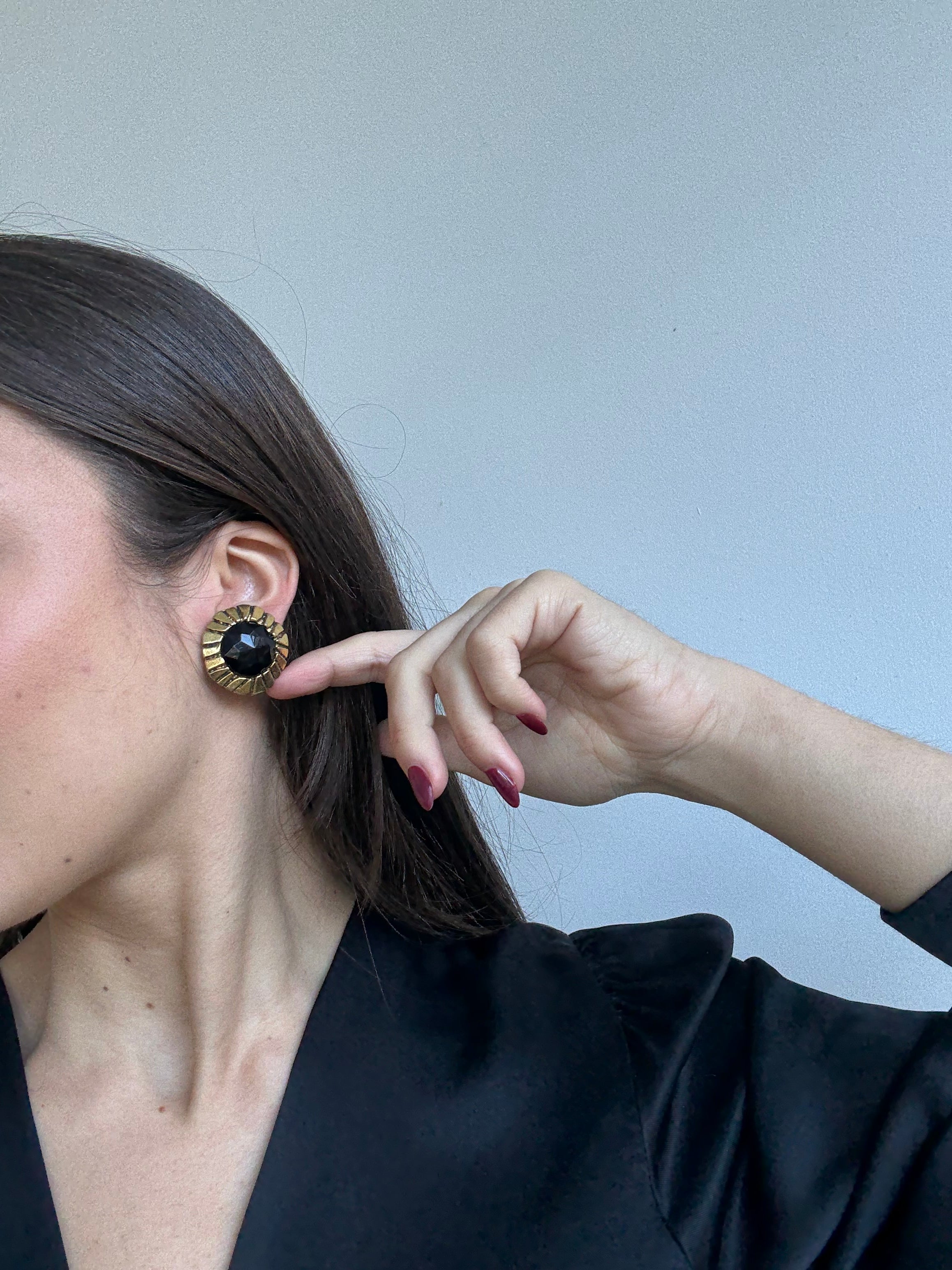 Boucles D’Oreilles Poggi Vintage - Rondes Dorées Et Cabochons Noirs