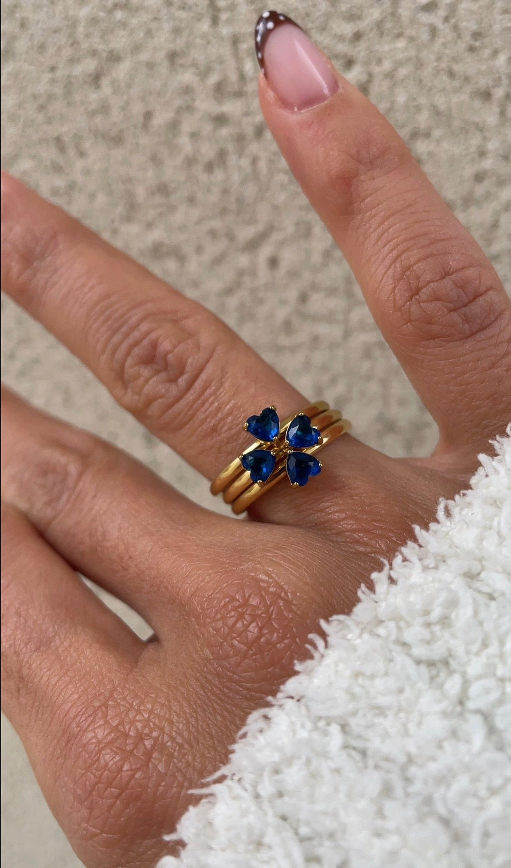 Clover Ring