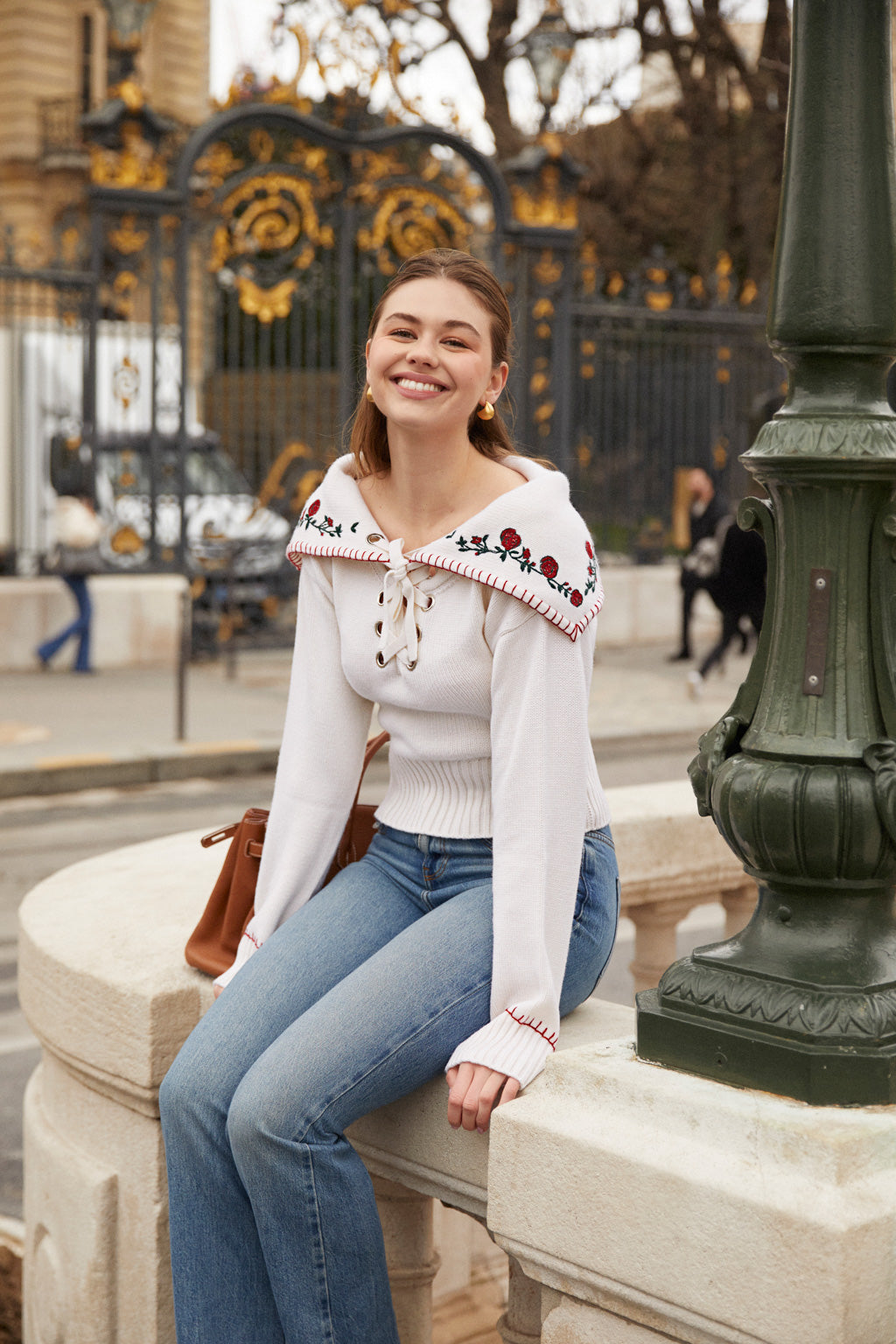 Pure Cashmere Embroidered Collar Jumper - Beige