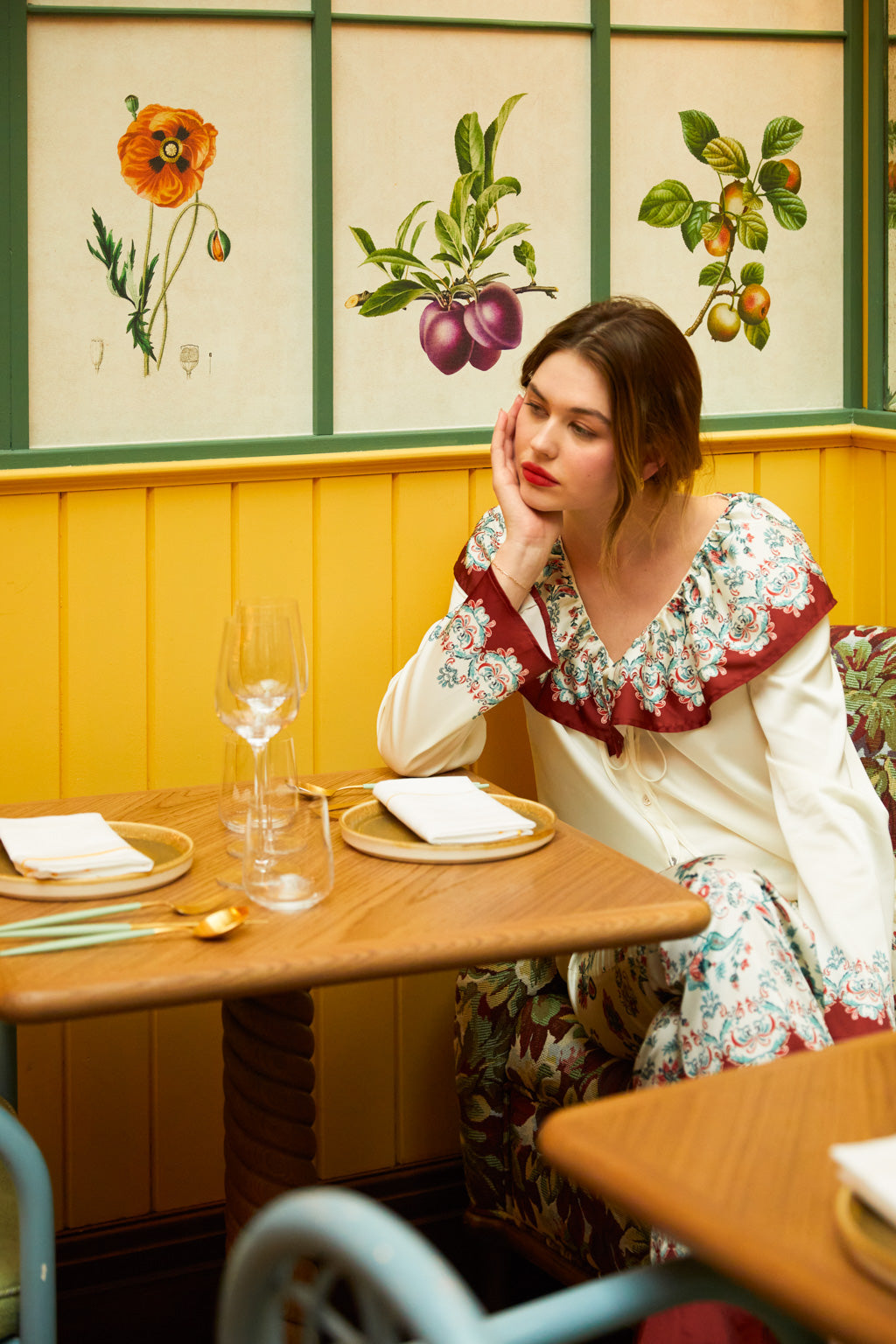Wide Collar Printed Shirt - Vintage Flower