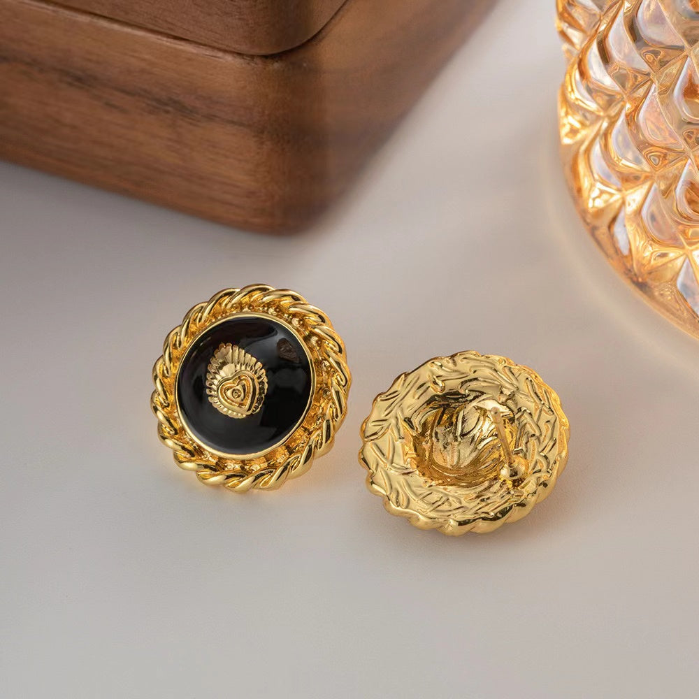 Vinta Earrings