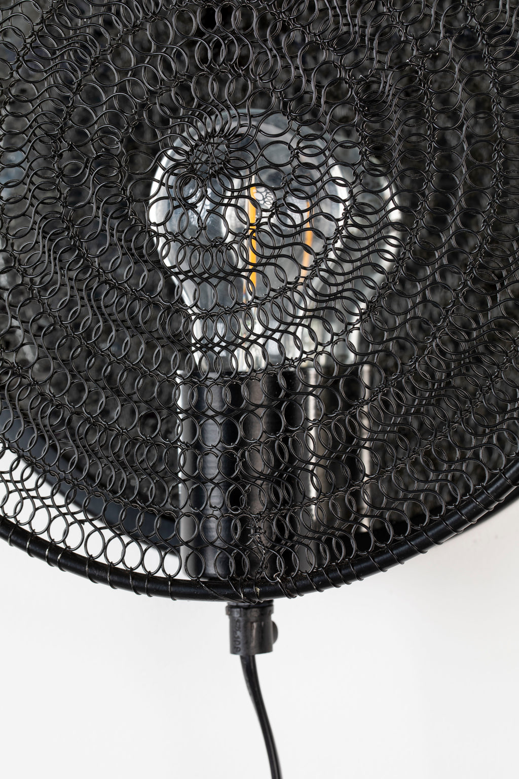 Lea - Wall Light - Metal - Black