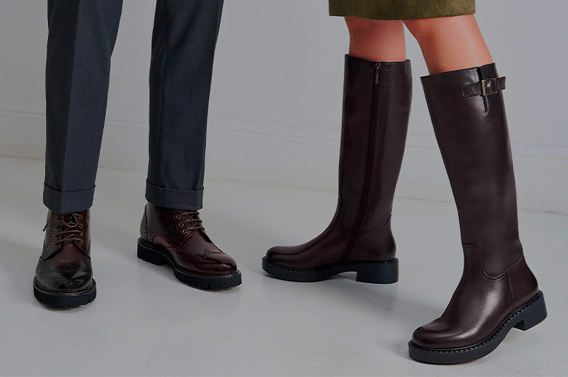 BRITISH PASSPORT pas cher chez THE BRADERY